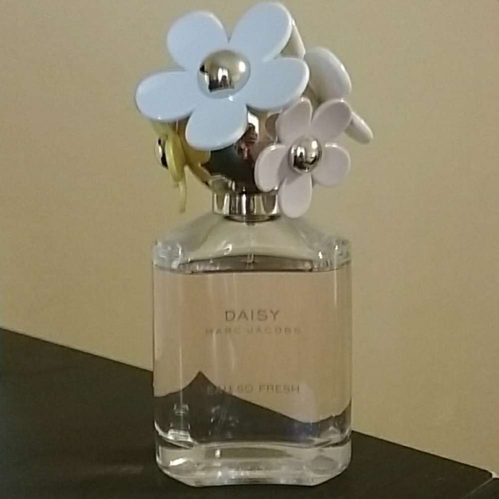 DAISY BY MARC JACOBS